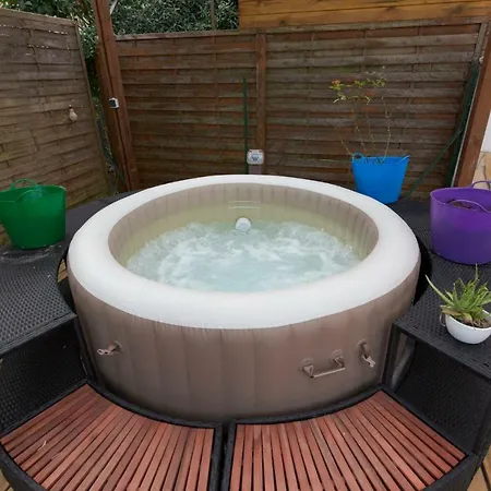 Hermosa Casa Con Terraza Y Jacuzzi En Hotel *
