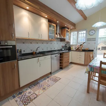 Hermosa Casa Con Terraza Y Jacuzzi En Hendaye